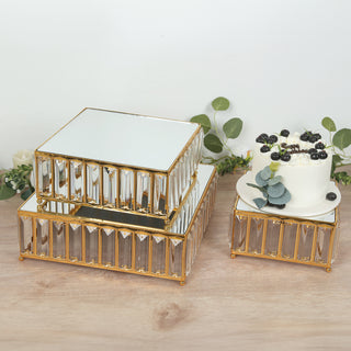 Radiant Elegance: Mirror-Topped Crystal Pendant Cake Stand Radiant Elegance: Mirror-Topped Crystal Pendant Cake Stand