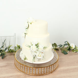 Stunning Gold and Crystal Accents for Your Cake Display Stunning Gold and Crystal Accents for Your Cake Display