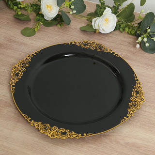 <strong>Black Plastic Charger Plates With Gold Embossed Baroque Rim Design</strong> <strong>Black Plastic Charger Plates With Gold Embossed Baroque Rim Design</strong>
