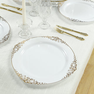 <strong>White Plastic Charger Plates With Gold Embossed Baroque Rim Design</strong> <strong>White Plastic Charger Plates With Gold Embossed Baroque Rim Design</strong>
