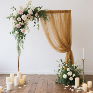 <strong>Gold Sheer Backdrop Drape</strong> <strong>Gold Sheer Backdrop Drape</strong>