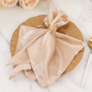 <strong>Effortless Cleanup with Gold Plastic Party Plates</strong> <strong>Effortless Cleanup with Gold Plastic Party Plates</strong>