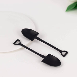 <strong>Black Mini Shovel Plastic Dessert Spoons for Delectable Desserts</strong> <strong>Black Mini Shovel Plastic Dessert Spoons for Delectable Desserts</strong>