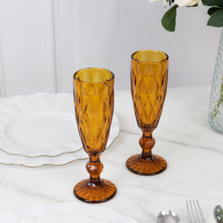 <strong>Timeless Elegance of Amber Gold Crystal Cut Champagne Flute Glasses</strong> <strong>Timeless Elegance of Amber Gold Crystal Cut Champagne Flute Glasses</strong>