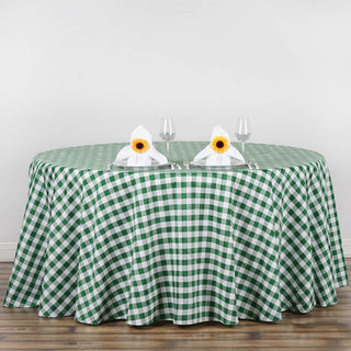 Perfect Picnic Style with the White/Green Buffalo Plaid Tablecloth Perfect Picnic Style with the White/Green Buffalo Plaid Tablecloth