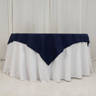 <strong>Elegance with Navy Blue Cotton Blend Table Overlay</strong> <strong>Elegance with Navy Blue Cotton Blend Table Overlay</strong>