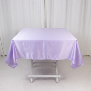 <strong>Exquisite Lavender Lilac Lamour Satin Tablecloth - 54"</strong> <strong>Exquisite Lavender Lilac Lamour Satin Tablecloth - 54"</strong>