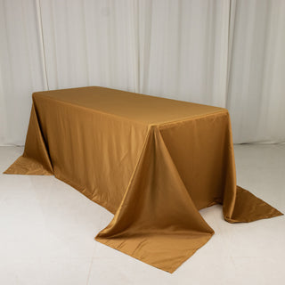<strong>Luxurious Gold Lamour Satin Rectangle Tablecloth</strong> <strong>Luxurious Gold Lamour Satin Rectangle Tablecloth</strong>