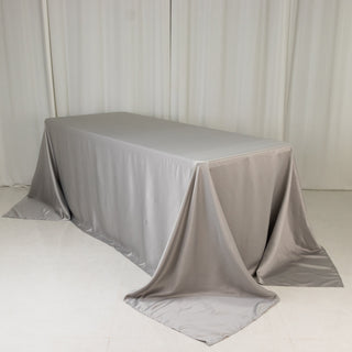 <strong>Luxurious Silver Lamour Satin Rectangle Tablecloth</strong> <strong>Luxurious Silver Lamour Satin Rectangle Tablecloth</strong>