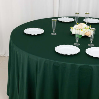 <strong>Wrinkle-Free Hunter Green Scuba Tablecloth</strong> <strong>Wrinkle-Free Hunter Green Scuba Tablecloth</strong>