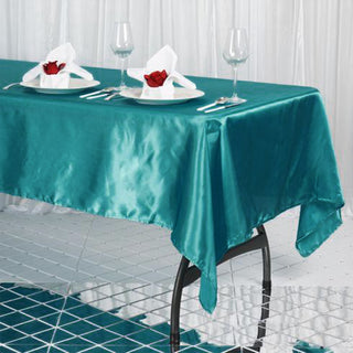 Turquoise Satin Tablecloth for Elegant Event Décor Turquoise Satin Tablecloth for Elegant Event Décor