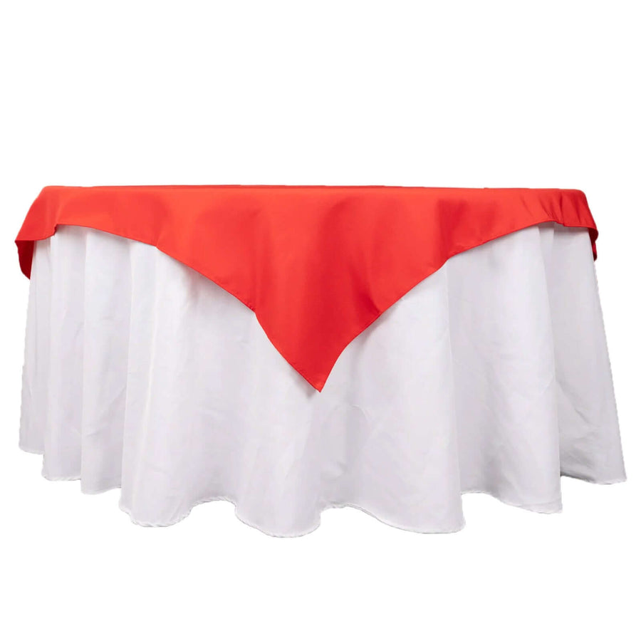 Red and white tablecloth with a triangular design for festive occasions