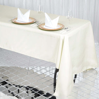 Elegant Ivory Polyester Tablecloth for Your Special Occasions Elegant Ivory Polyester Tablecloth for Your Special Occasions