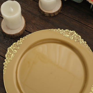 Versatile and Practical Disposable Dinner Plates