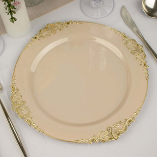 Versatile and Convenient Disposable Plates Versatile and Convenient Disposable Plates