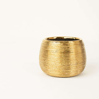 Versatile and Stylish Round Brushed Flower Vases Versatile and Stylish Round Brushed Flower Vases