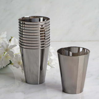 Stylish and Convenient Party Cups Stylish and Convenient Party Cups