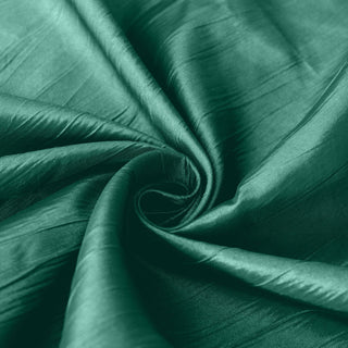 Create a Harmonious Atmosphere with the 90"x156" Hunter Emerald Green Accordion Crinkle Taffeta Seamless Rectangular Tablecloth