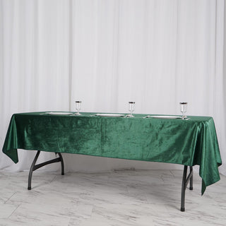 Add Elegance to Your Table with the Hunter Emerald Green Velvet Tablecloth
