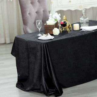 Transform Your Tablescapes with the Black Velvet Tablecloth Transform Your Tablescapes with the Black Velvet Tablecloth