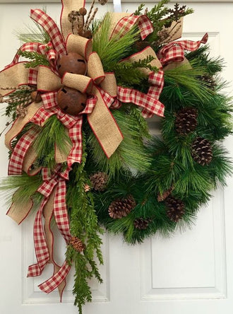 5 Ways to Use Ribbons in Your Holiday Décor