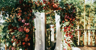 Autumn Aesthetics: Your Guide To Captivating Fall Wedding Backdrops
