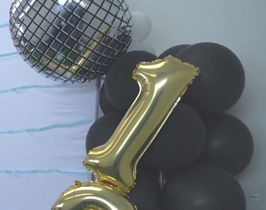 Balloon Stand Decor