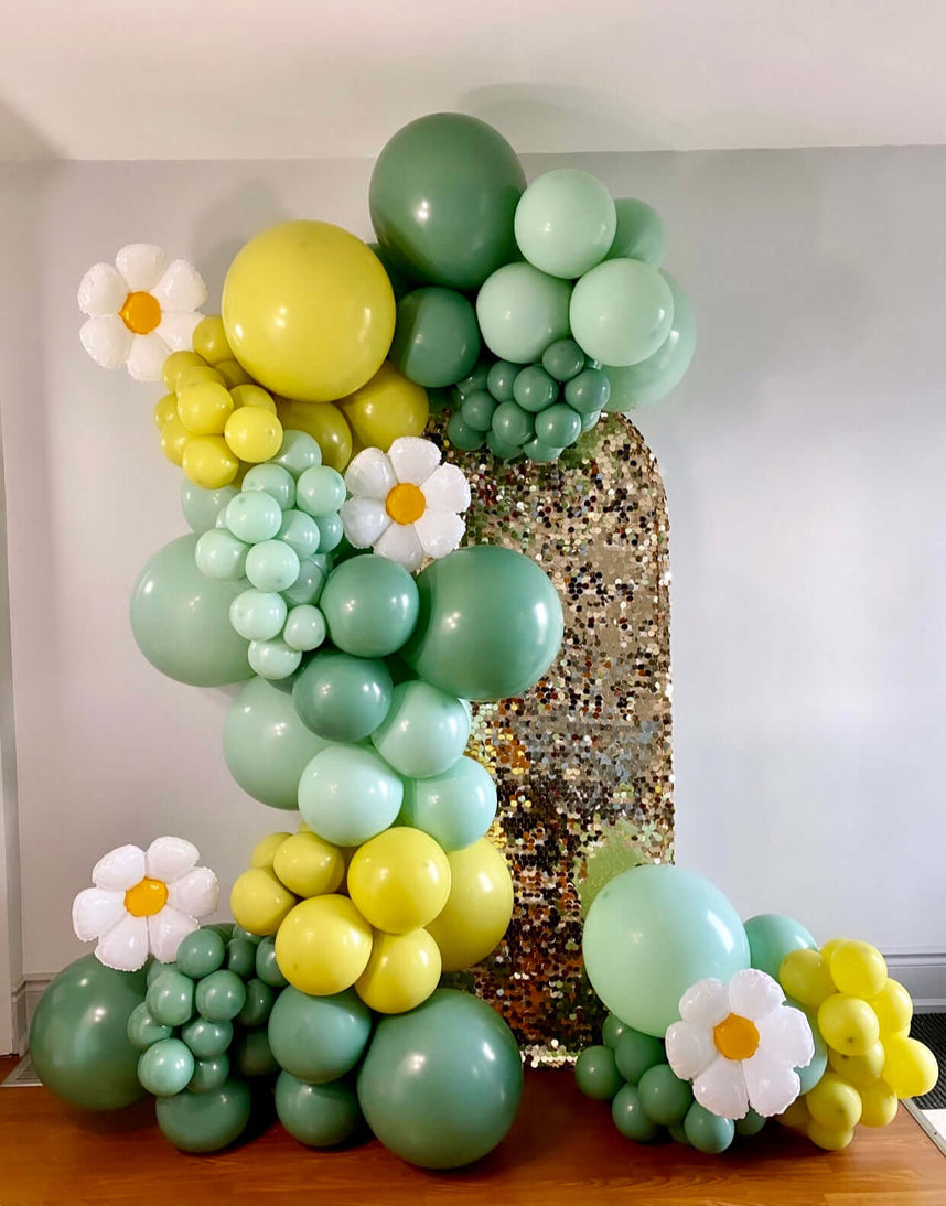 Blooms & Balloons: Crafting Daisy Dreams in Balloon Garland Designs