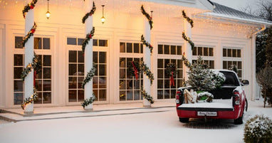 Dazzling Outdoor Christmas Decorations To Stir Up The Festive Mood