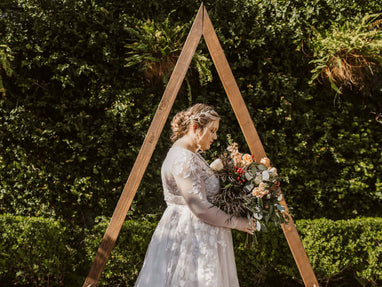 How Do You Make A Wooden Triangle Arch?