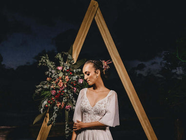 How Much Material Do I Need For Wedding Arch?