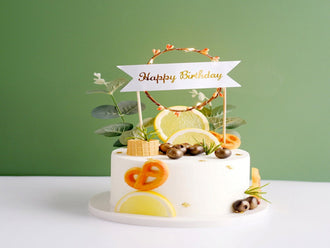 5 Best Cake Toppers For A Fantabulous Birthday Celebration