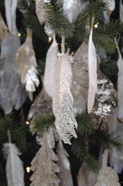 White feathers on a Christmas tree