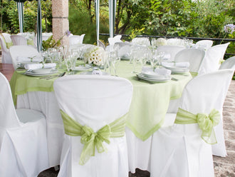 Banquet vs Folding Chairs - How To Pick The Right Chair Covers?