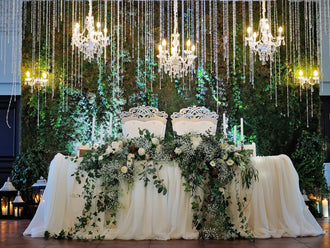 How To Decorate A Small Wedding Stage?
