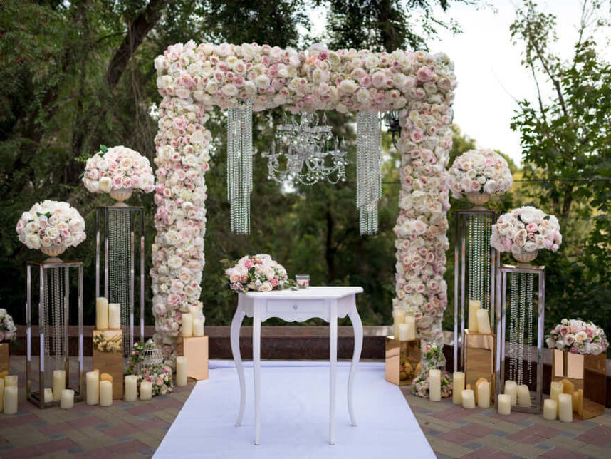 What Props Are Needed For A Wedding?