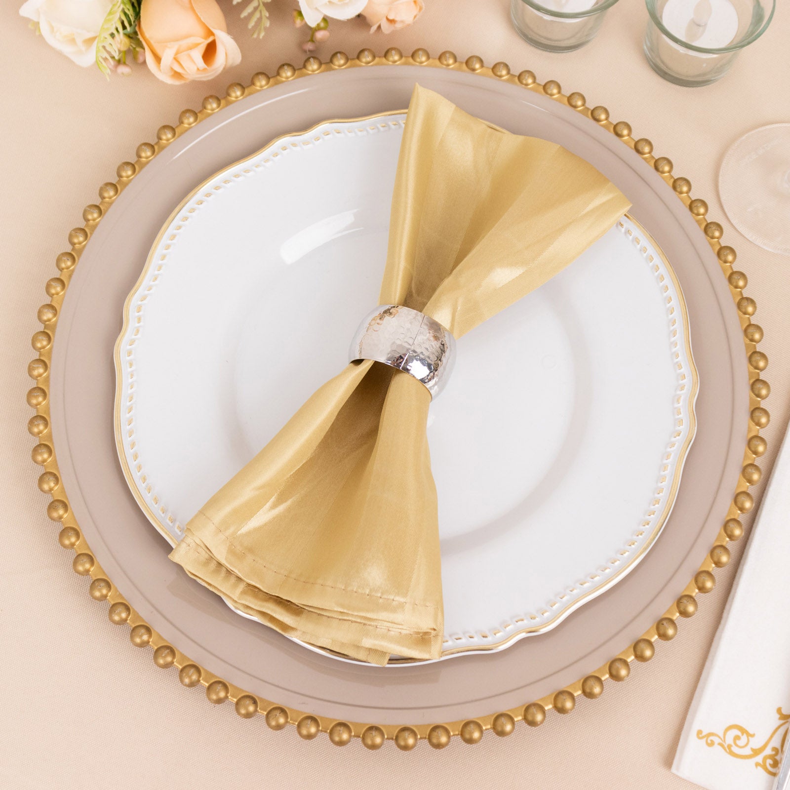https://tableclothsfactory.com/cdn/shop/files/5-pack-champagne-striped-satin-linen-napkins-wrinkle-free-reusable-wedding-napkins-20-20.jpg?v=1694487485