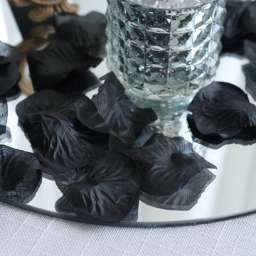 500-Pack Rose Petals Round Design Black Silk Confetti - Decorative Scatters for Tables and Floors