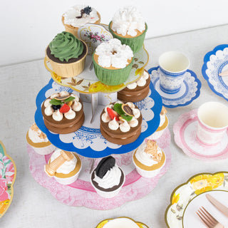 Convenient and Beautiful Cupcake Stand