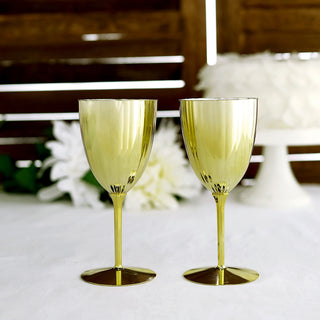 Create a Glamorous Atmosphere with Gold Plastic Wine Glasses