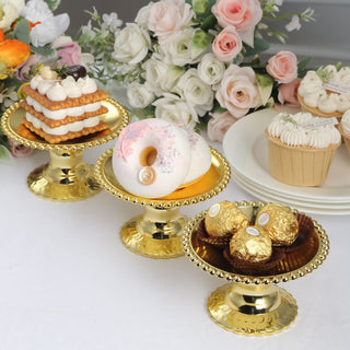 Convenient and Durable Disposable Cake Stands