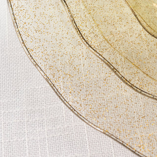 <h3 style="margin-left:0px;"><strong>Heavy Duty Gold Glitter Clear Plastic Dessert Plates</strong>