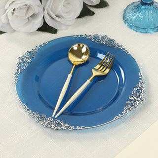 <span style="background-color:transparent;color:#000000;">Sophisticated Dining with Navy Blue Silver Baroque Rim Plates</span>