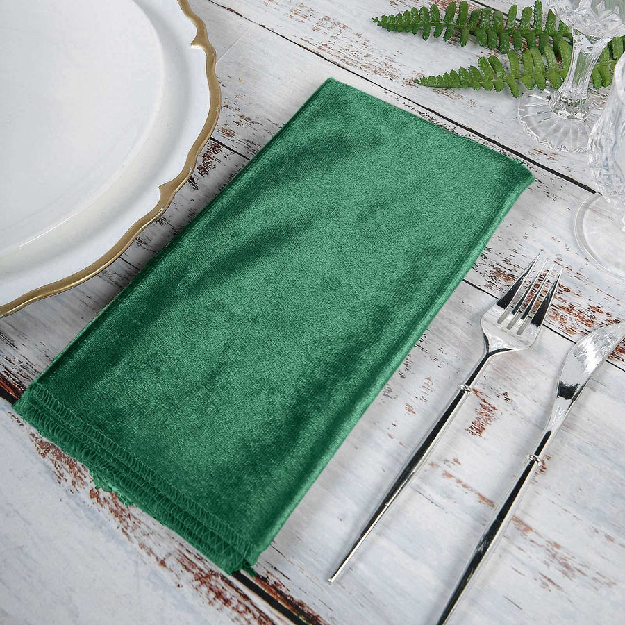 Create a Luxurious Atmosphere with Hunter Emerald Green Velvet Cloth Dinner Napkins