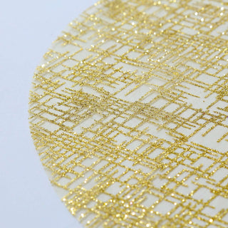 <strong>Easy Clean-Up for Busy Hosts</strong>