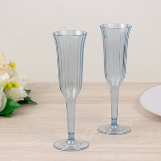 <h3 style="margin-left:0px;"><strong>Sophisticated Elegance: Transparent Dusty Blue Champagne Flutes for a Stunning Celebration</strong>