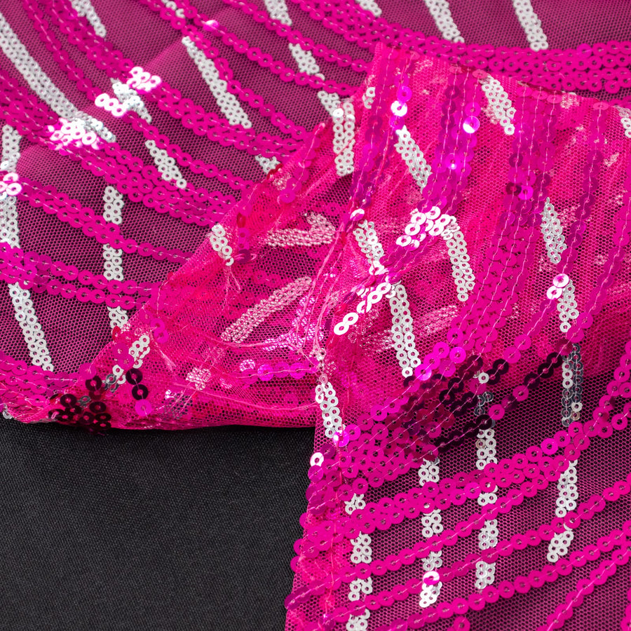 Fuchsia Silver Wave Mesh Table Runner With Embroidered Sequins