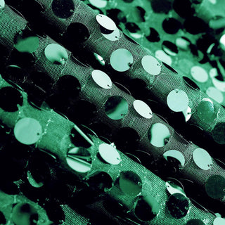 <strong>Décor Ideas Using Hunter Emerald Green Big Payette Sequin Tablecloths</strong>