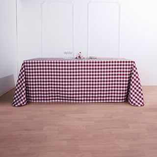 Add Elegance to Your Table with the White/Burgundy Seamless Buffalo Plaid Rectangle Tablecloth