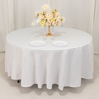 <h3 style="margin-left:0px;"><strong>Versatile White</strong> <strong>Tablecloth for a Range of Event Themes</strong>